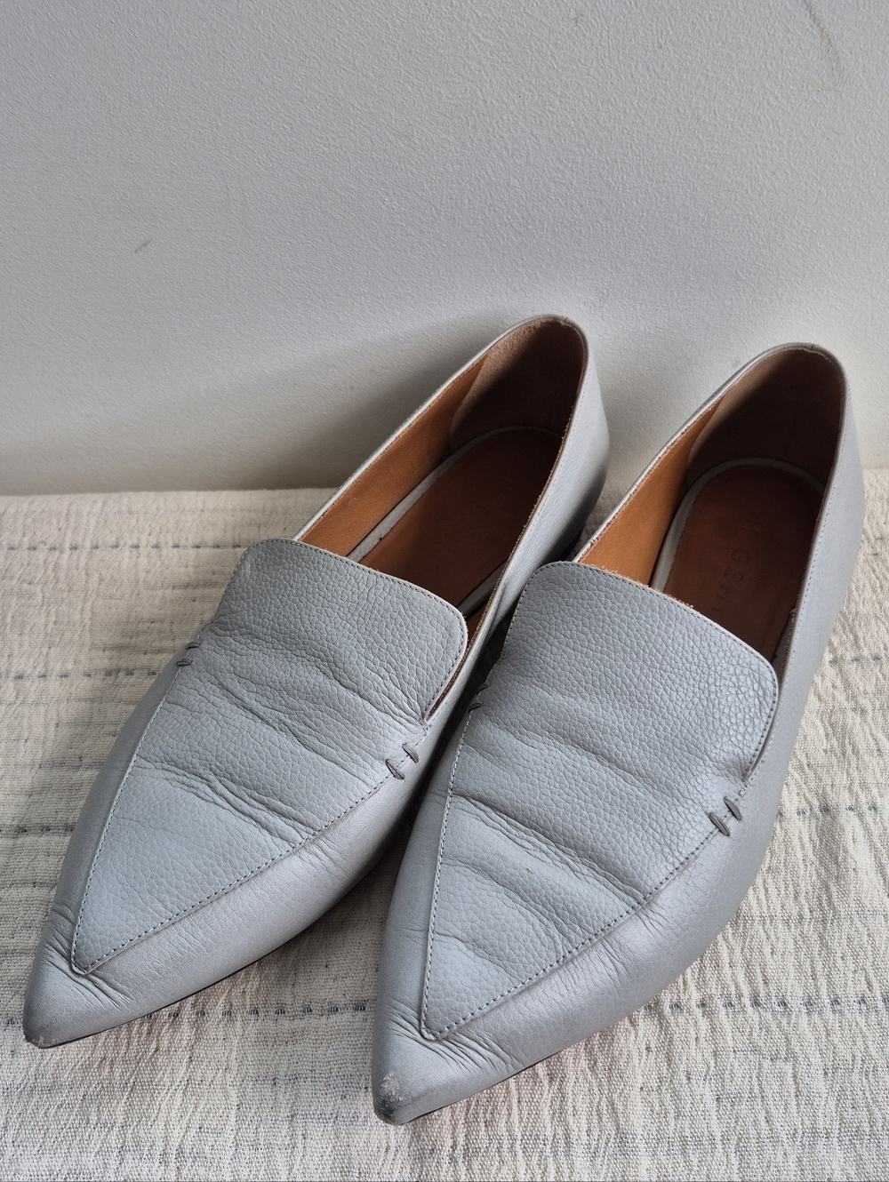 M.Gemi Italian Leather Point Toe Flats In Grey Size 40.5 9.5 - Picture 7 of 7